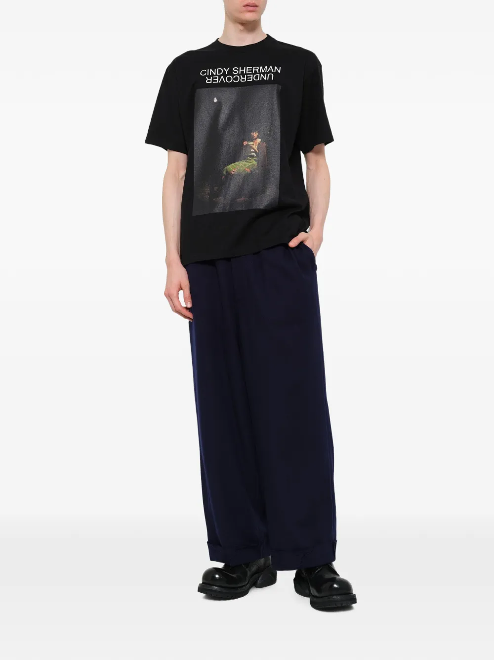Undercover Cindy Sherman Untitled 300 grafische print T-shirt Zwart