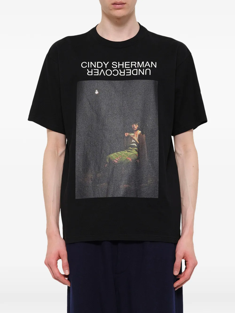 Undercover Cindy Sherman Untitled 300 grafische print T-shirt Zwart