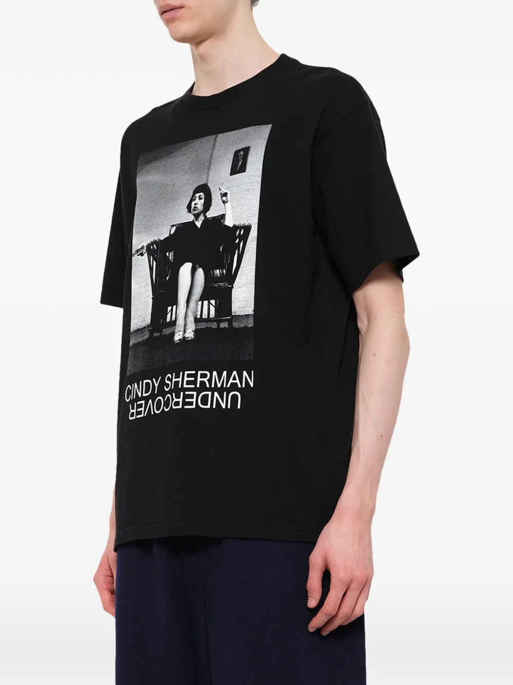 Undercover Cindy Sherman Untitled 16 T-shirt met print Zwart