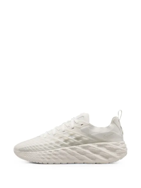 Nike Ava Edge sneakers