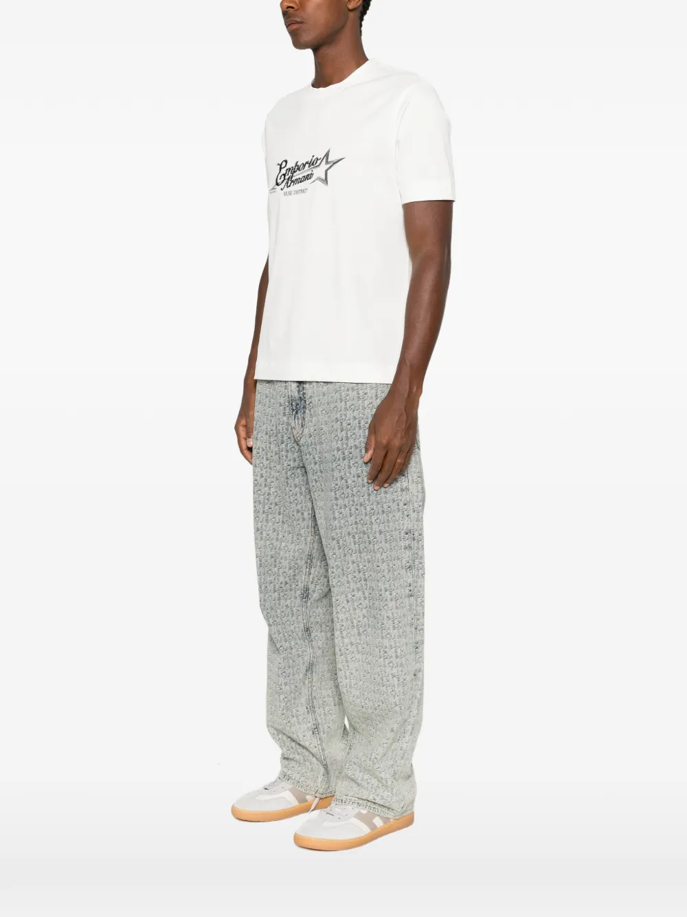 Emporio Armani T-shirt met geborduurd logo Wit