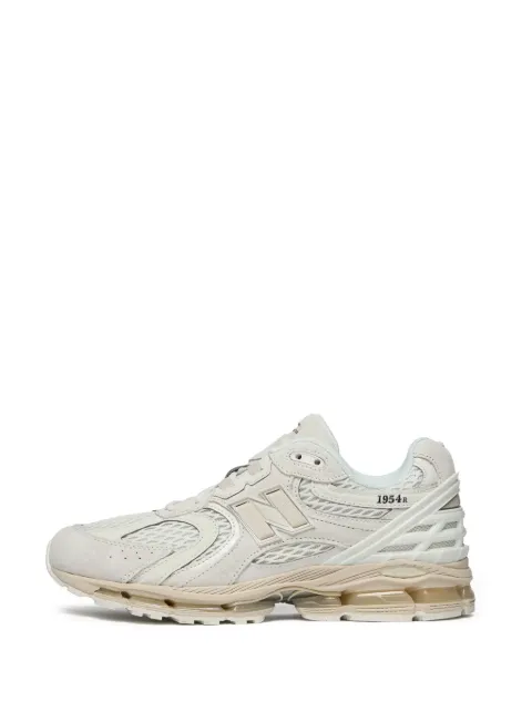 New Balance tenis con agujetas y paneles