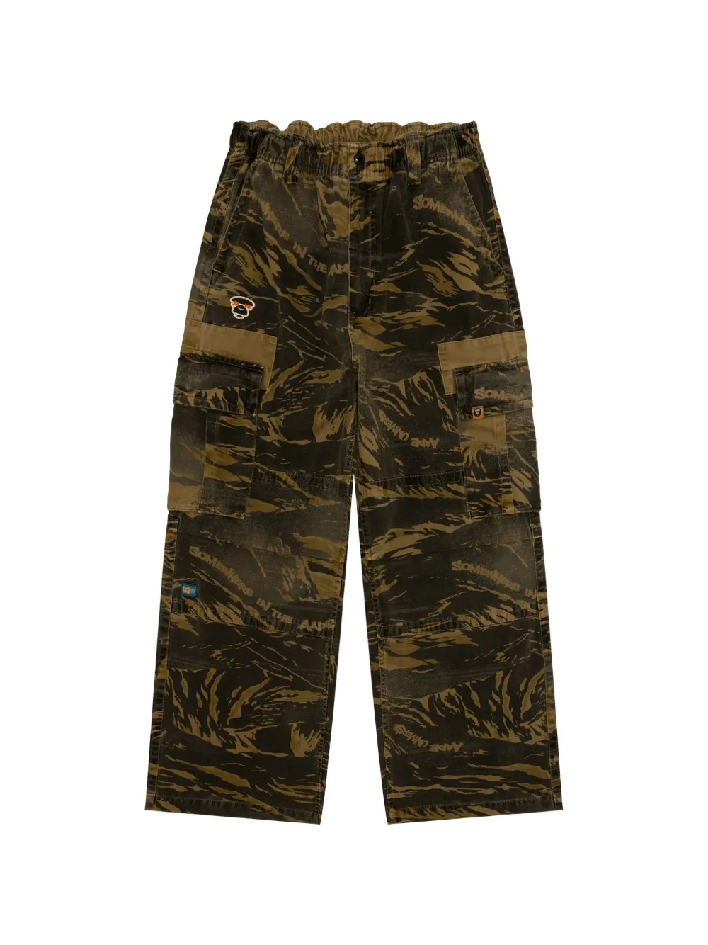 AAPE BY *A BATHING APE® camo-pattern cargo trousers · M