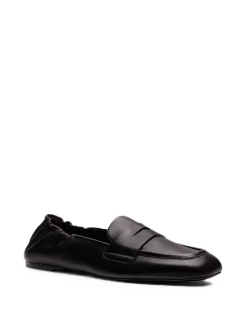 Stuart Weitzman Geraffte Bryant Loafer