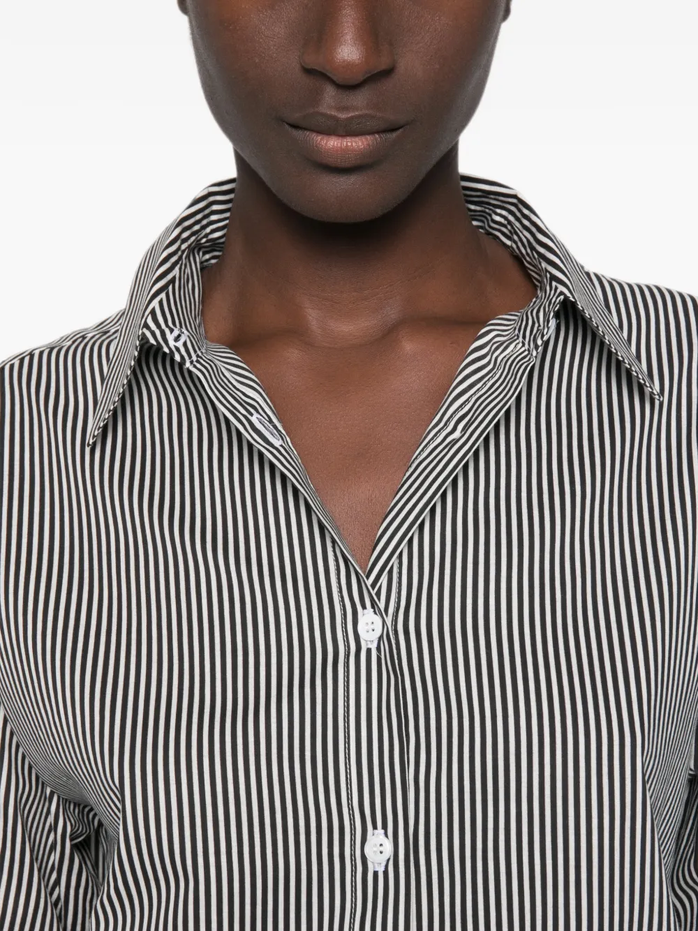 The Frankie Shop Peri gestreepte blouse met knopen Wit