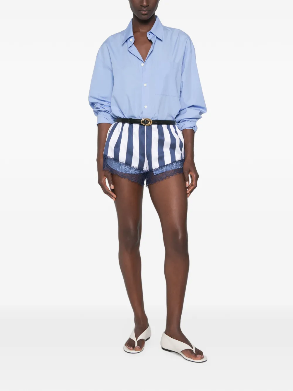 The Frankie Shop Milos gestreepte shorts met kanten afwerking Blauw