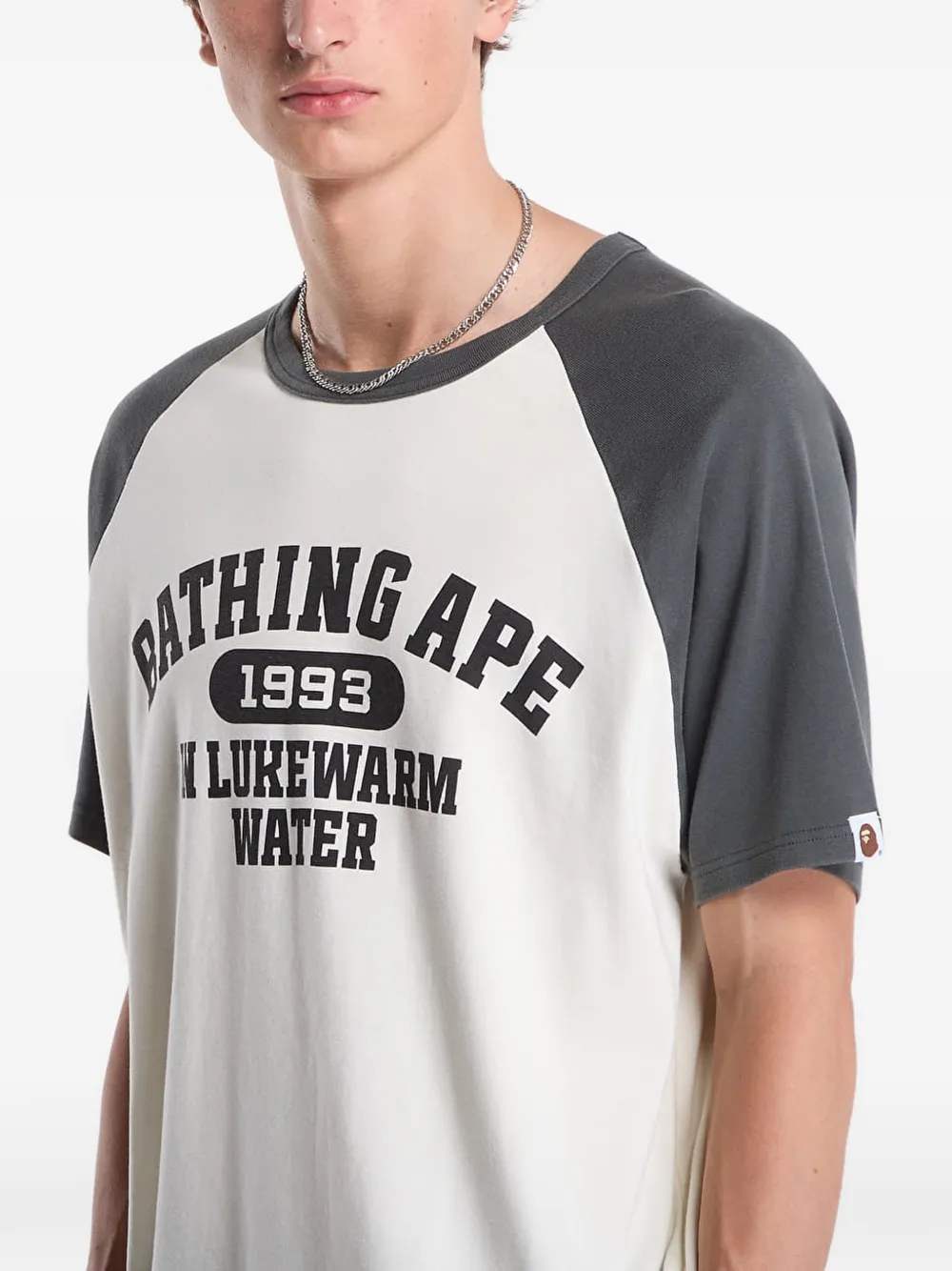 A BATHING APE T-shirt met raglan mouwen Beige