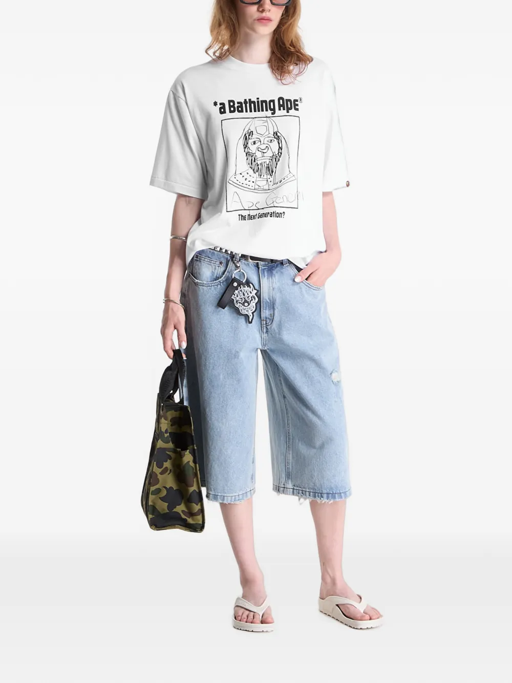 A BATHING APE General T-shirt met print Wit