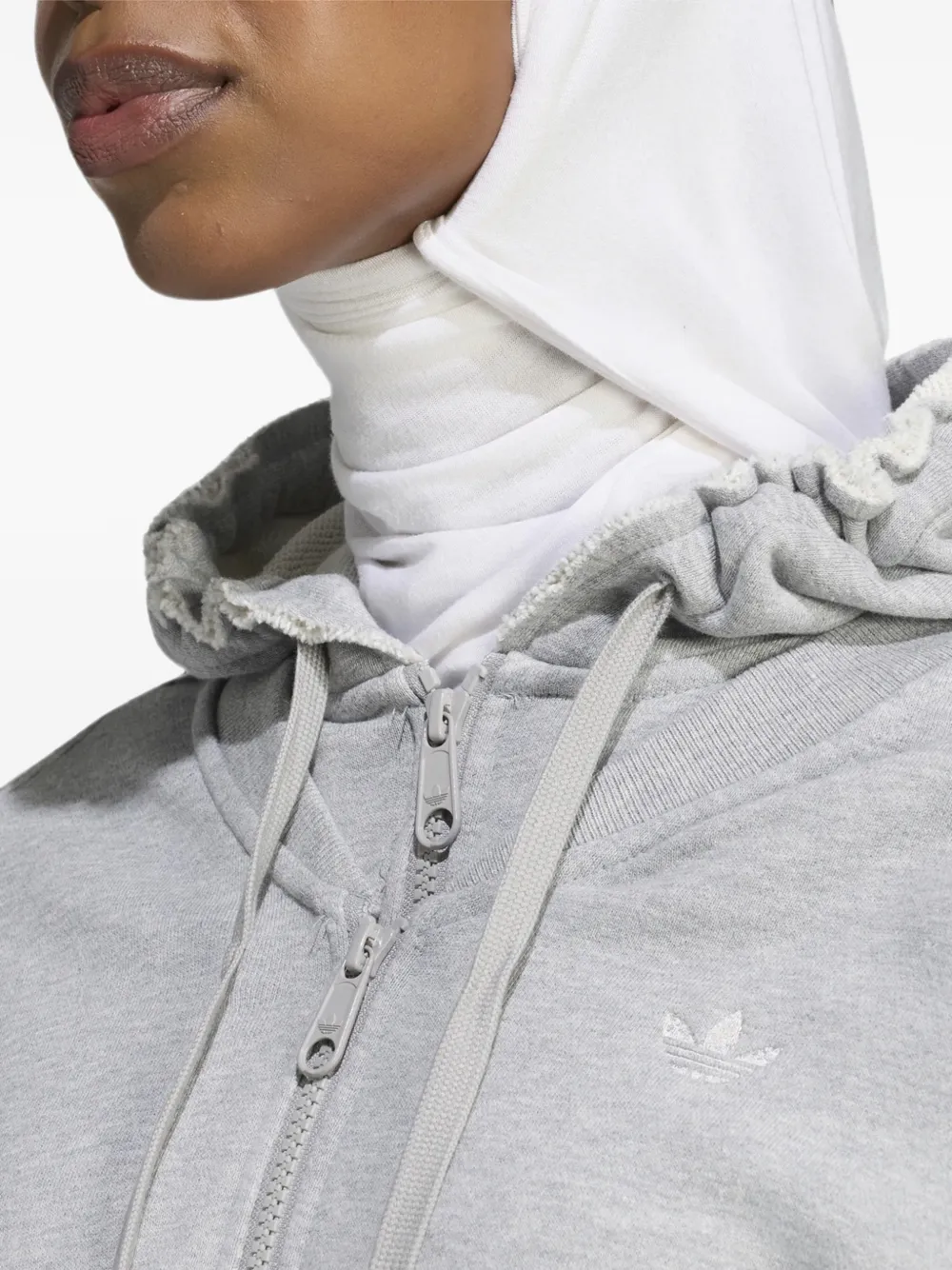 adidas Hoodie met gerafeld effect Grijs