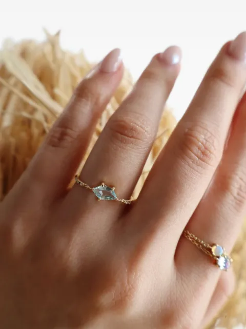 YI Collection Contour aquamarine and diamond ring