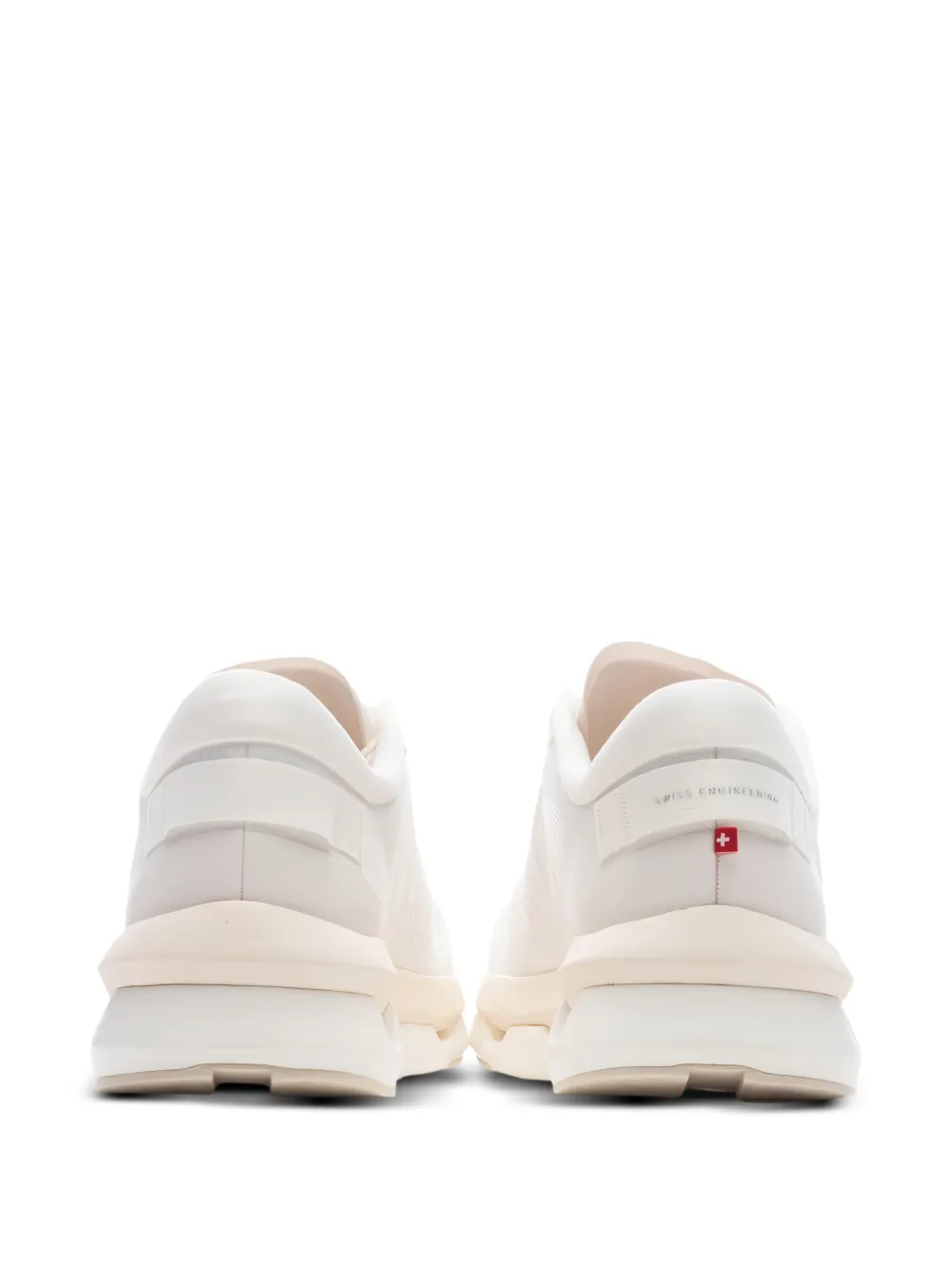 On Cloudz e sneakers Beige
