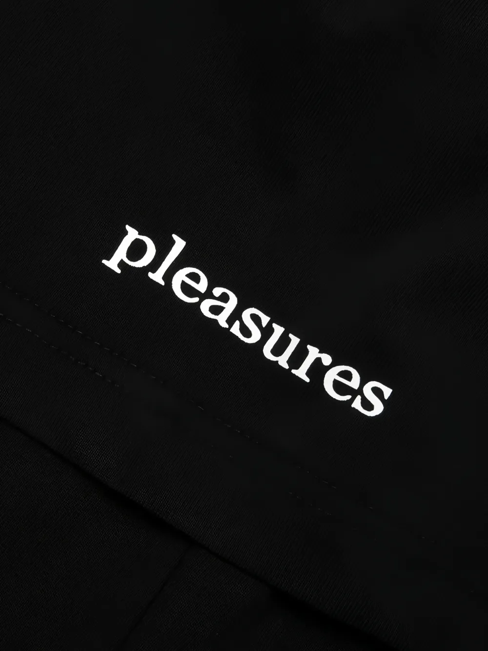Pleasures Navigate T-shirt Zwart