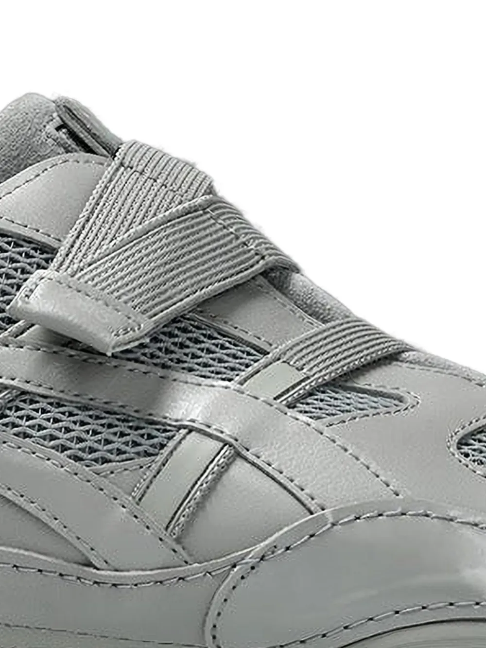 ASICS x Issey Miyake Hyper Taping sneakers Grijs