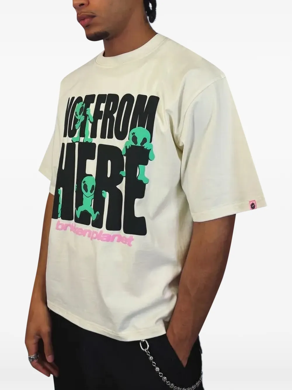 BROKEN PLANET Not From Here oversized T-shirt met grafische print Beige