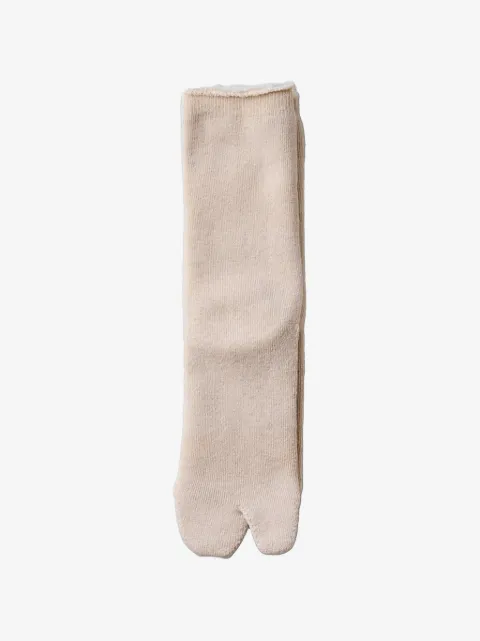 yahae Tabi pile-knit socks