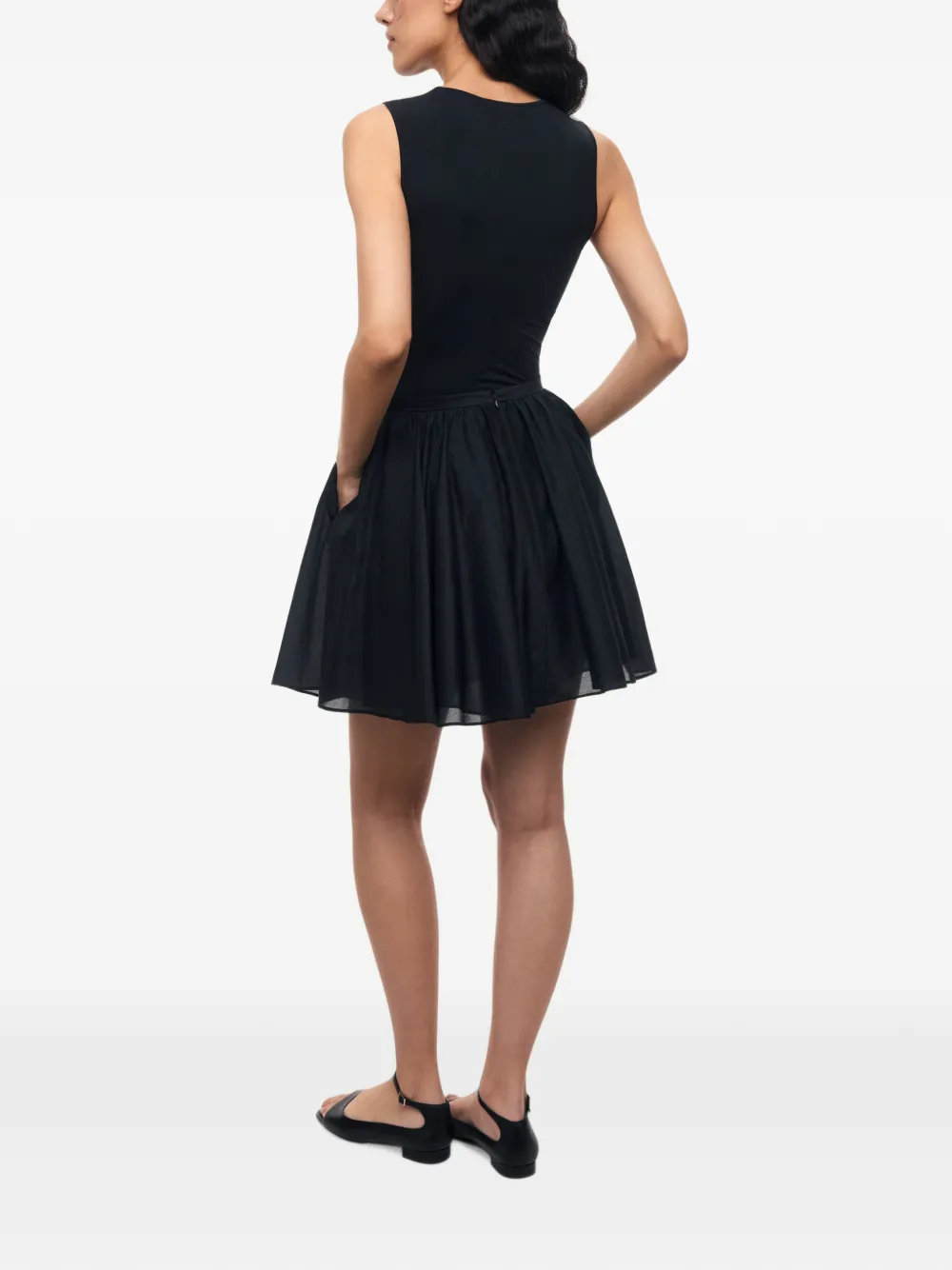12 STOREEZ Orchard gesmockte mini-rok Zwart
