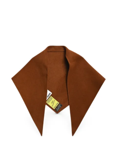 Essentiel Antwerp pointed scarf