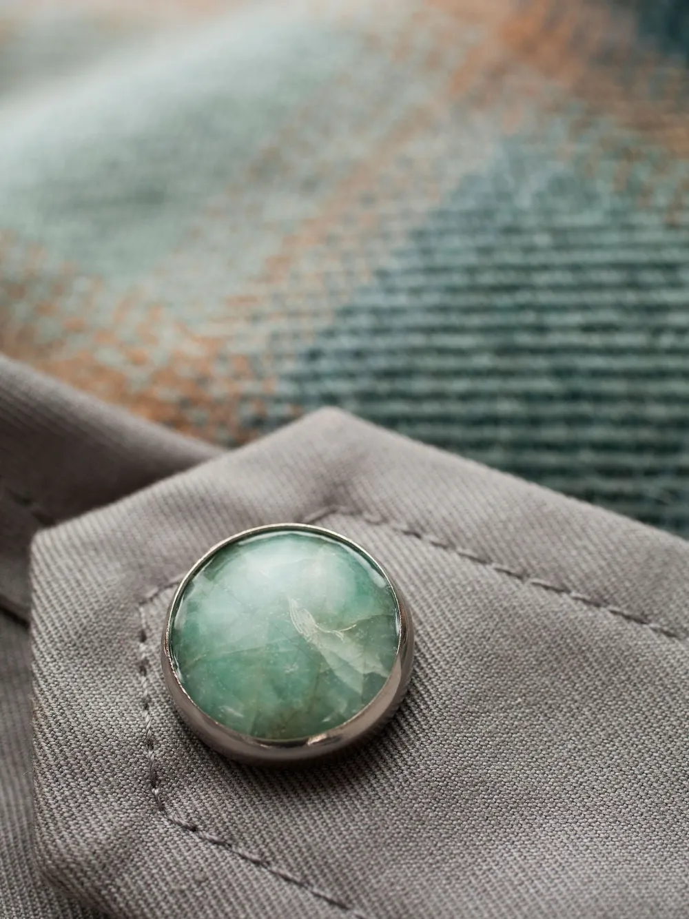 GOD'S TRUE CASHMERE gemstone-embellished cashmere coat Grijs