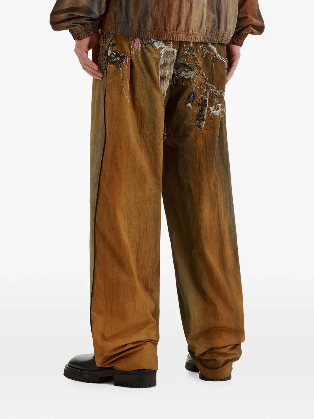 Doublet Gerafelde broek met borduurwerk Bruin