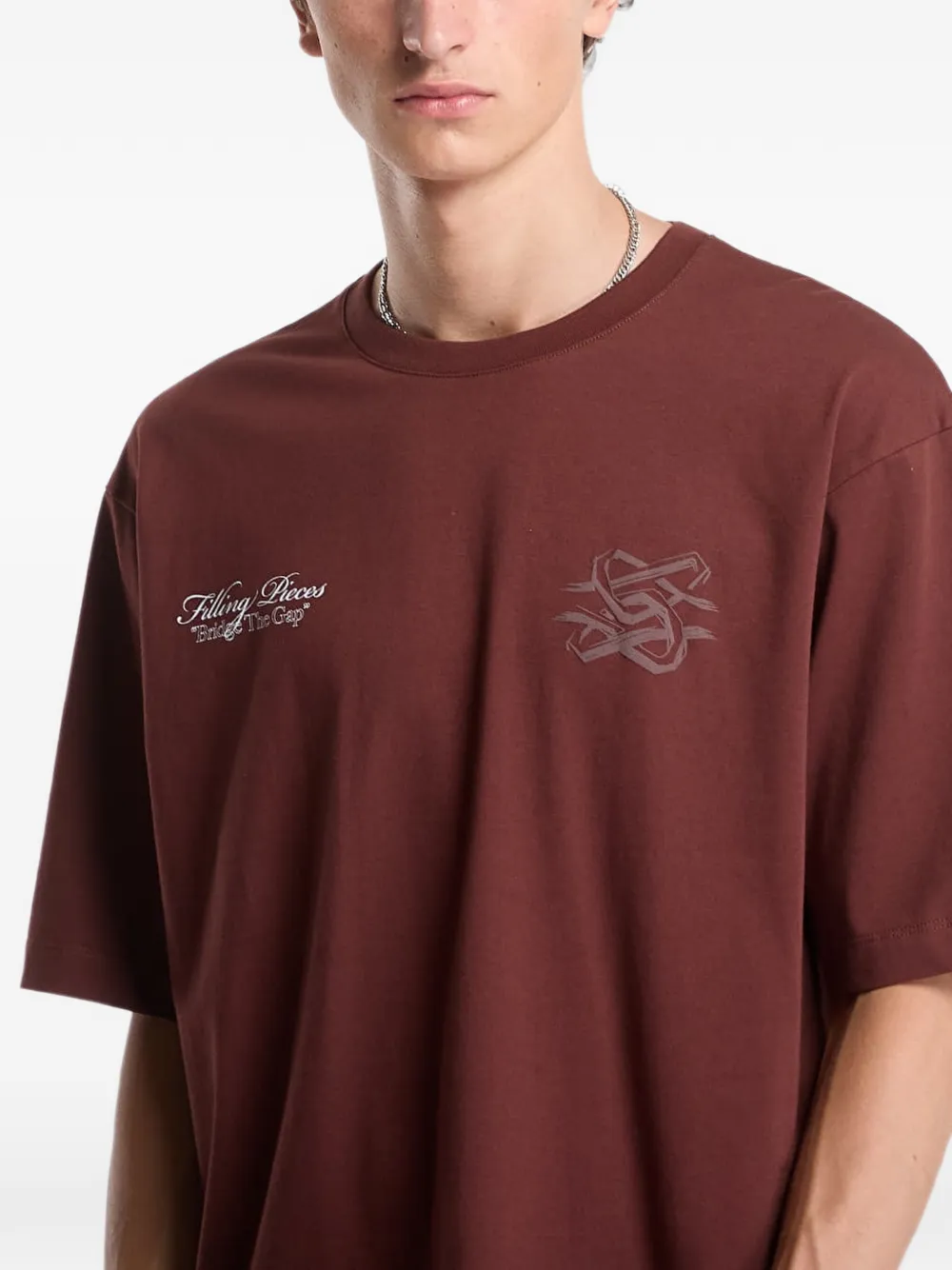 Filling Pieces Bridge The Gap T-shirt Rood
