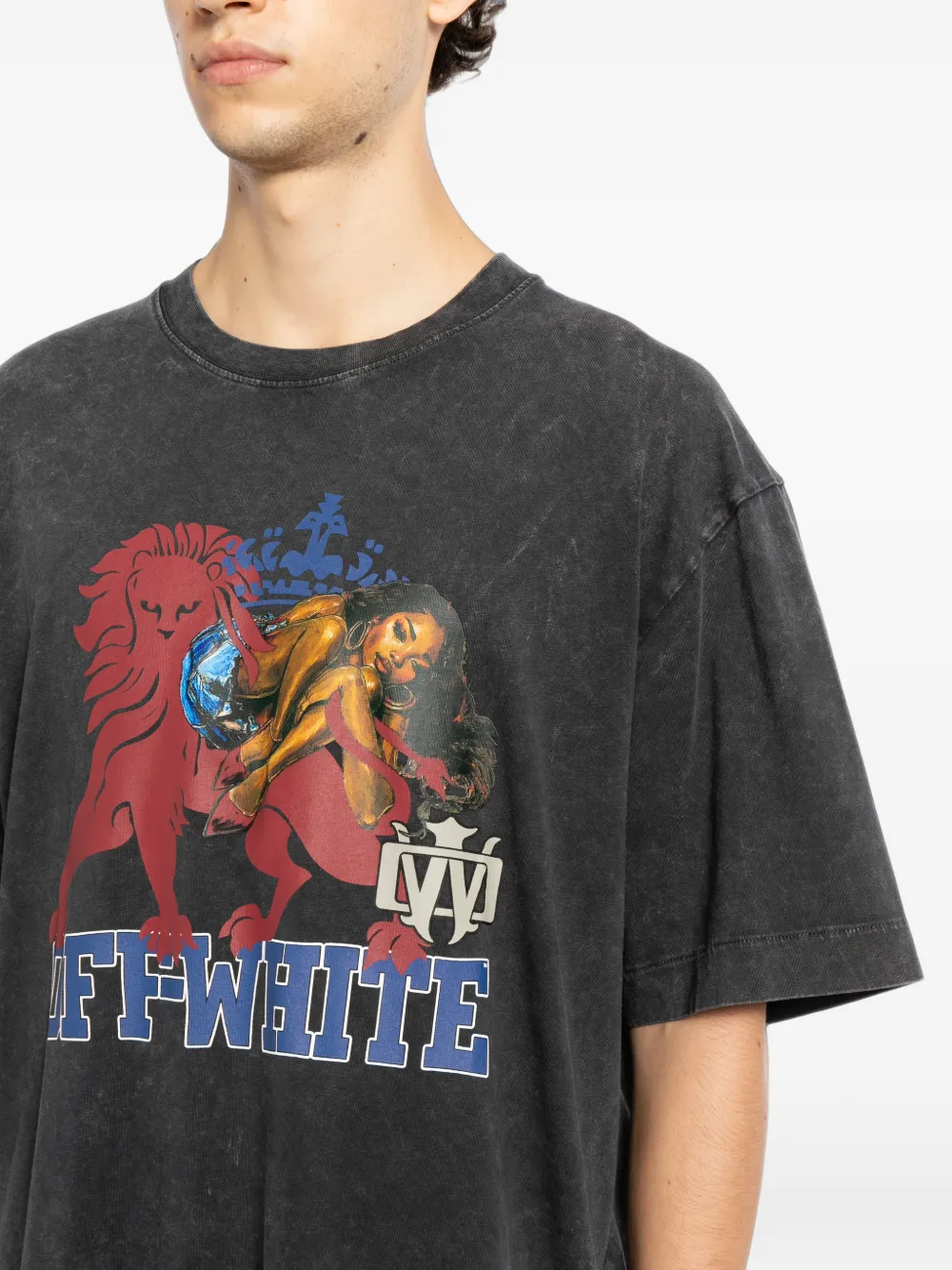 Off-White T-shirt met wassing Zwart