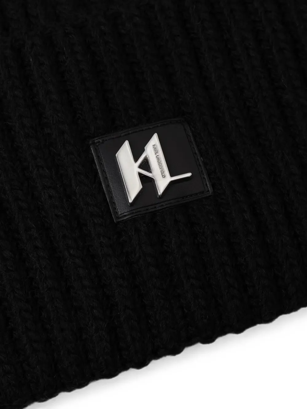 Karl Lagerfeld Ribgebreide muts met logo-plakkaat Zwart