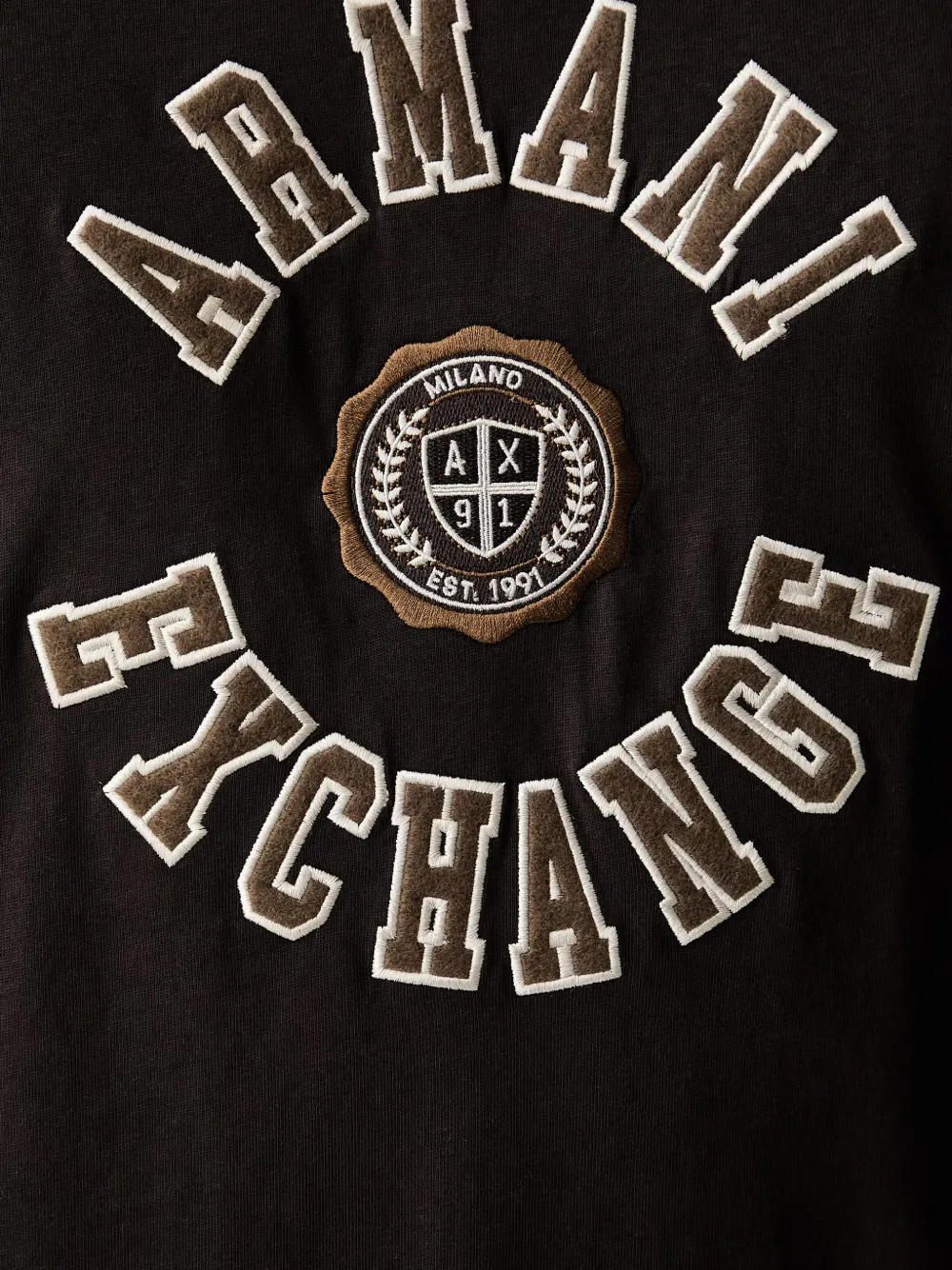Armani Exchange T-shirt met logopatch Bruin