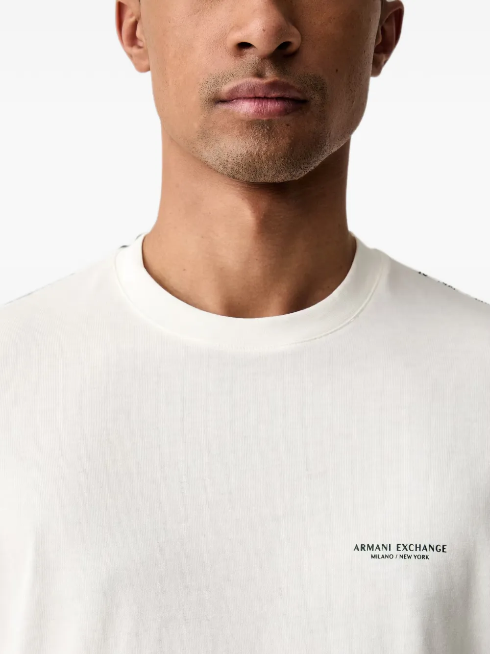 Armani Exchange T-shirt met logoprint Wit
