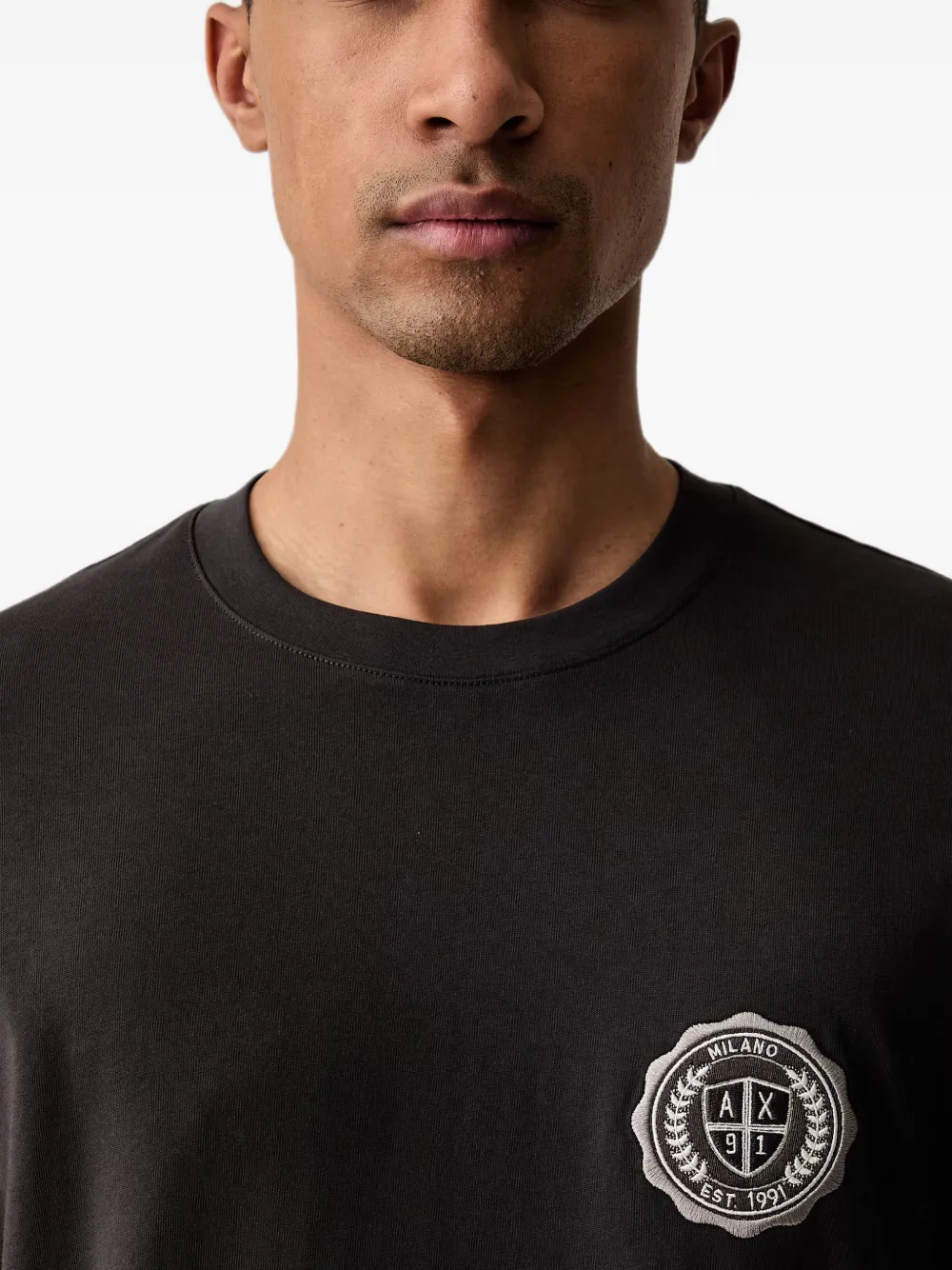 Armani Exchange T-shirt met logopatch Bruin