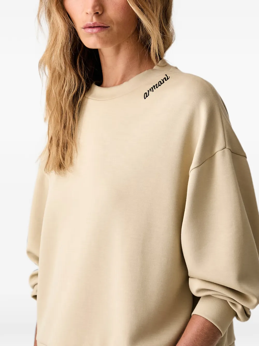 Armani Exchange Trui met geborduurd logo en verlaagde schouders Beige