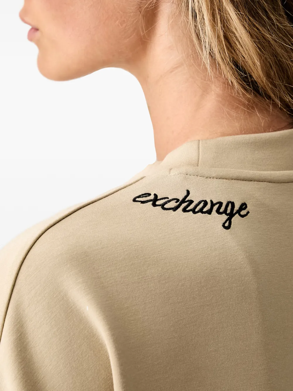 Armani Exchange Trui met geborduurd logo en verlaagde schouders Beige