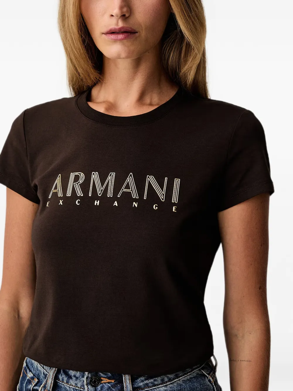 Armani Exchange T-shirt met logoprint Bruin