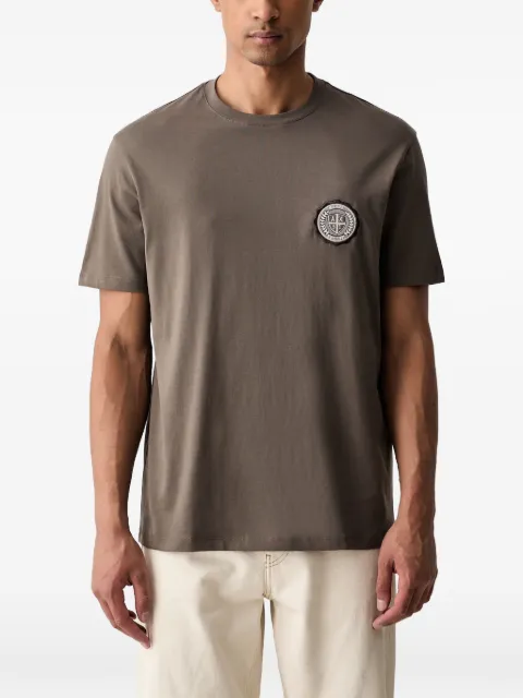 Armani Exchange playera con parche del logo