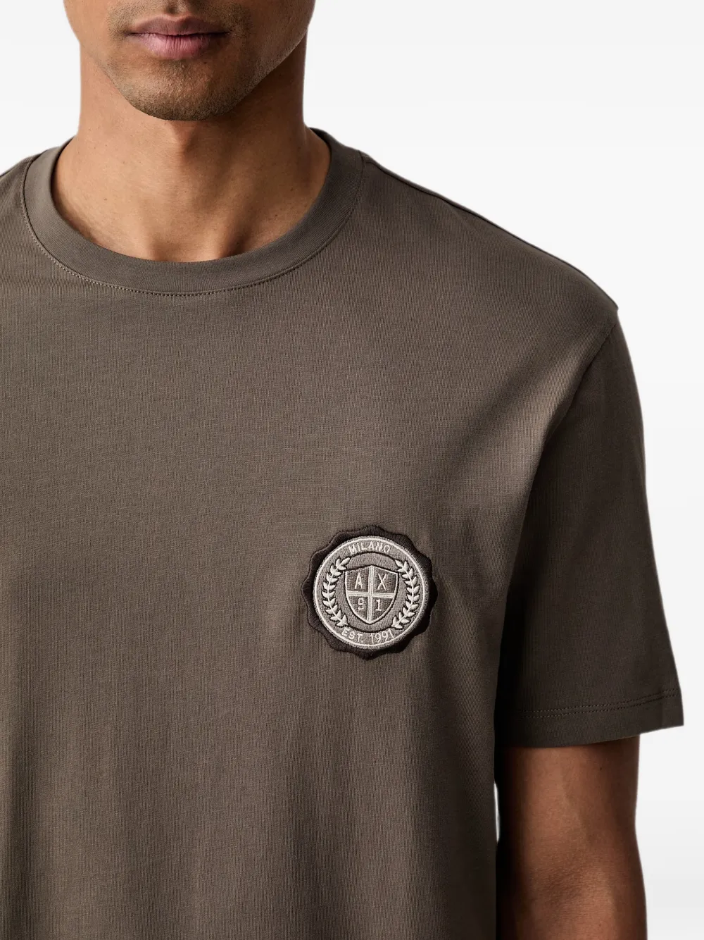 Armani Exchange T-shirt met logopatch Bruin