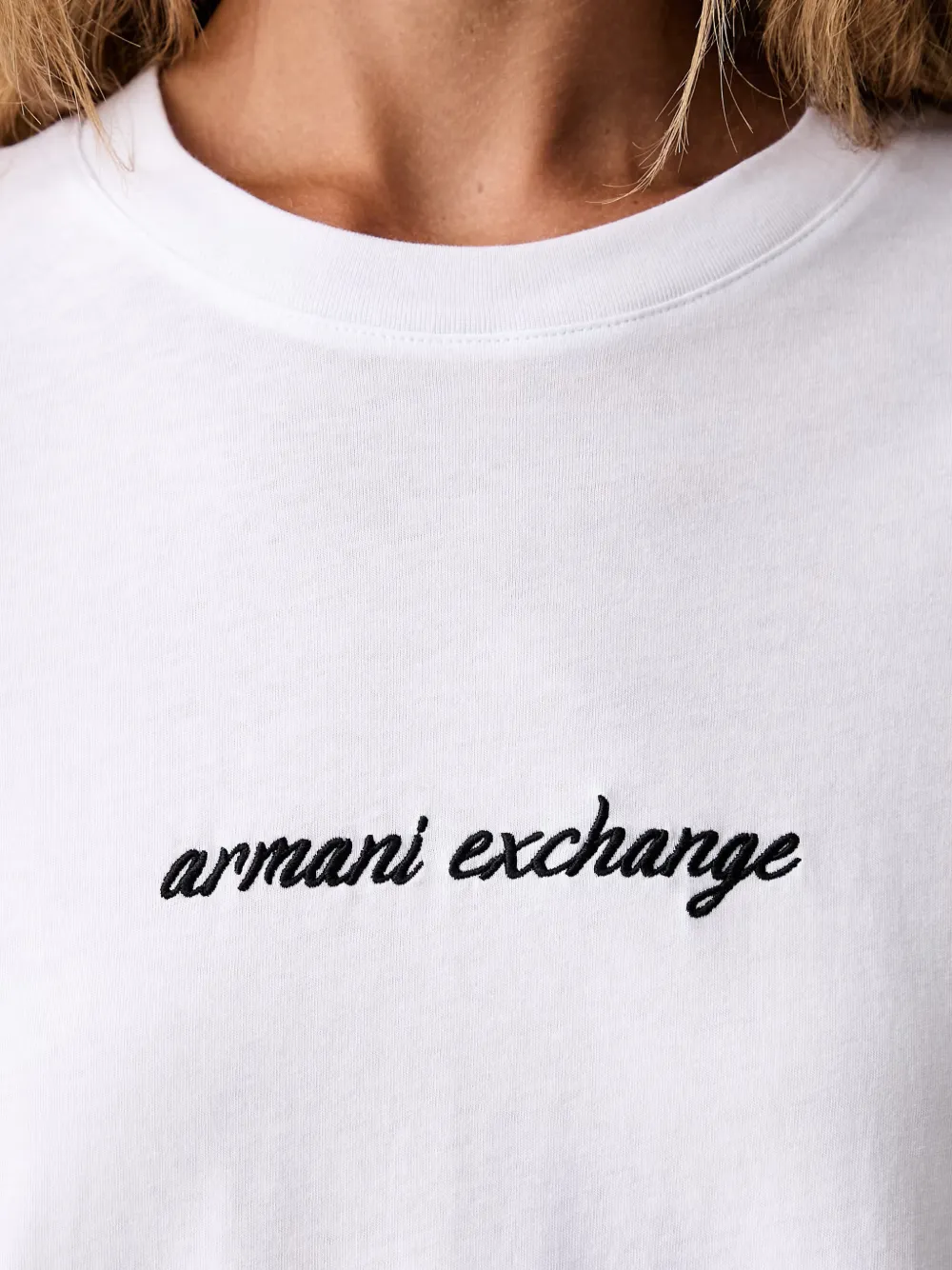 Armani Exchange T-shirt met geborduurd logo Wit