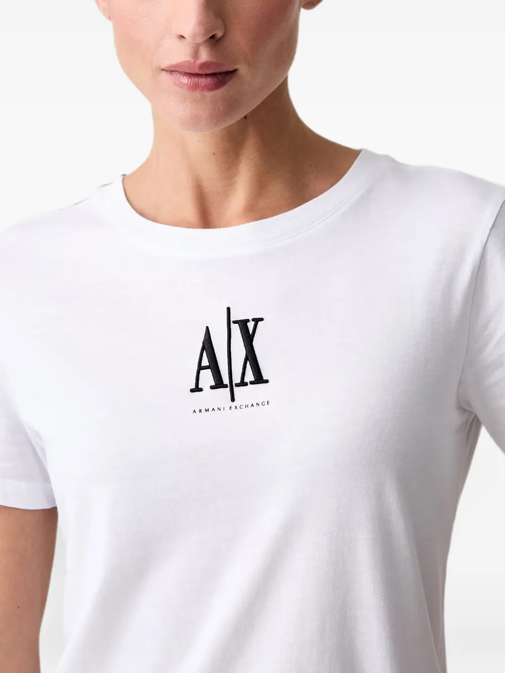 Armani Exchange T-shirt met geborduurd logo Wit