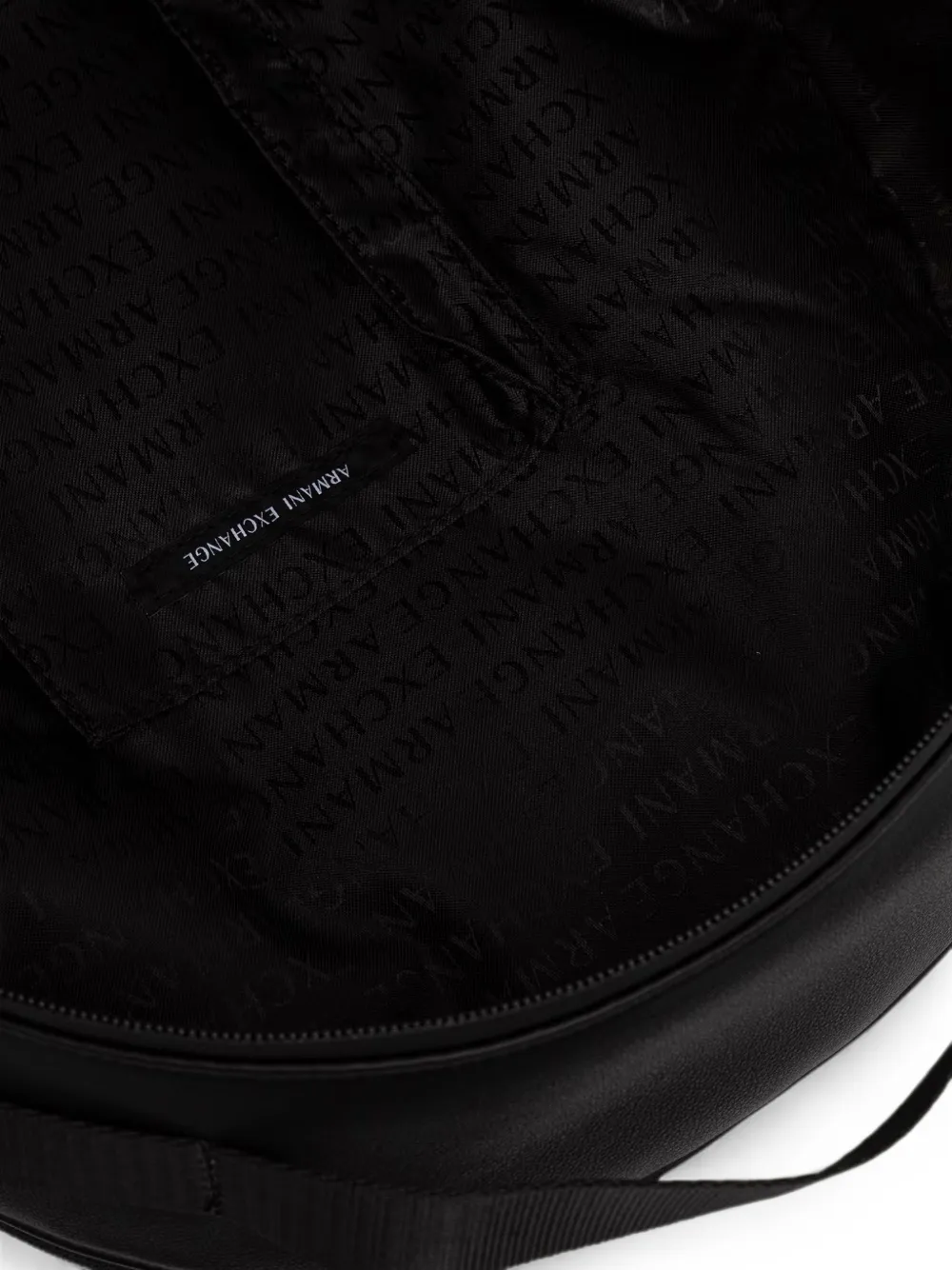 Armani Exchange Rugzak met rits en logo-reliëf Zwart