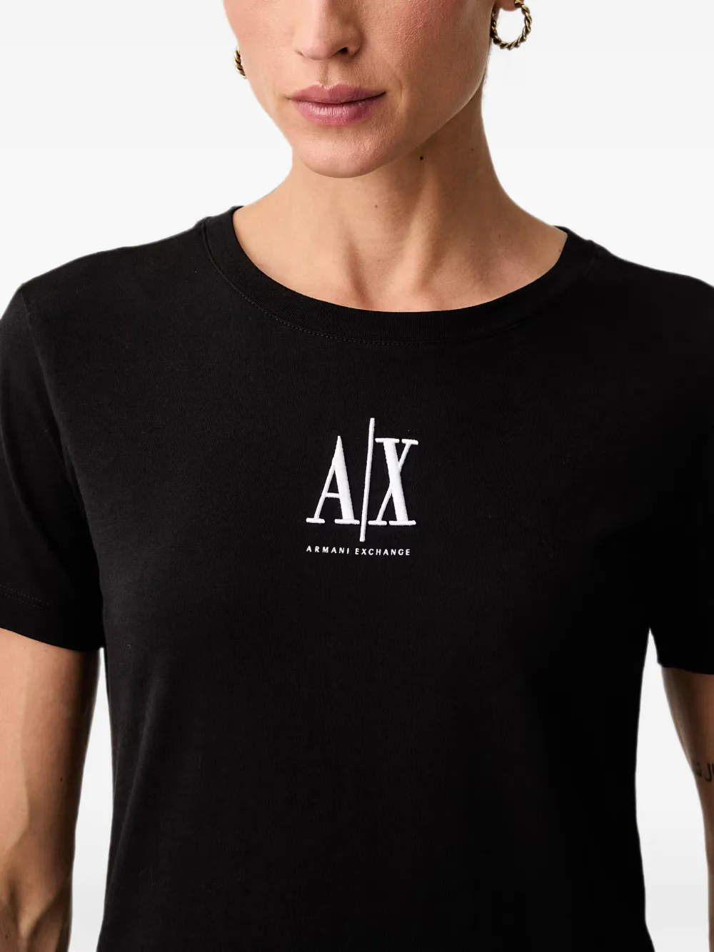 Armani Exchange T-shirt met geborduurd logo Zwart