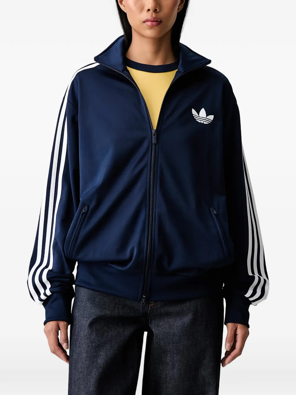 Adidas Seasonal Essentials geweven parachute trainingsbroek met camouflageprint Groen