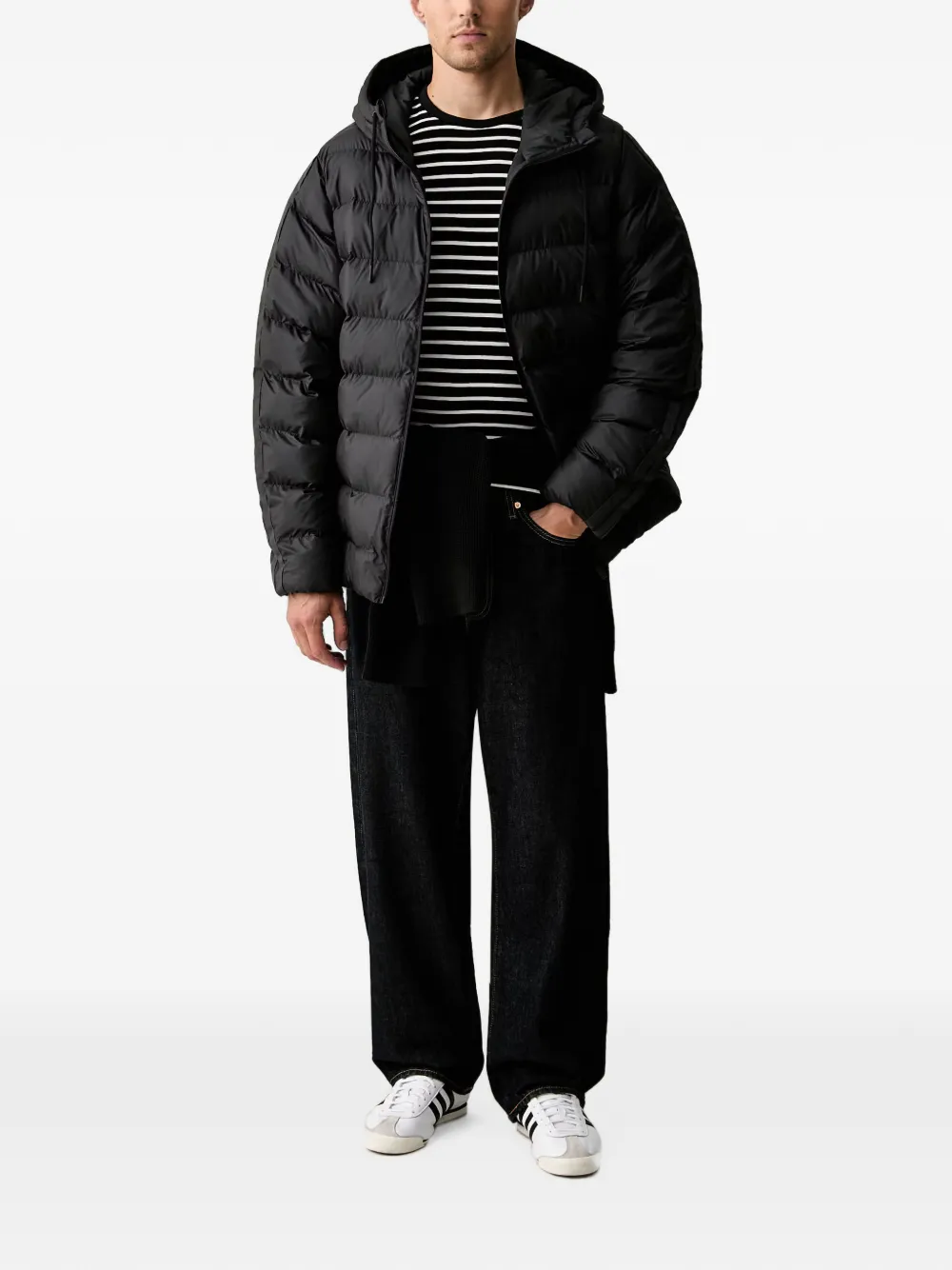 adidas logo-print padded jacket Zwart