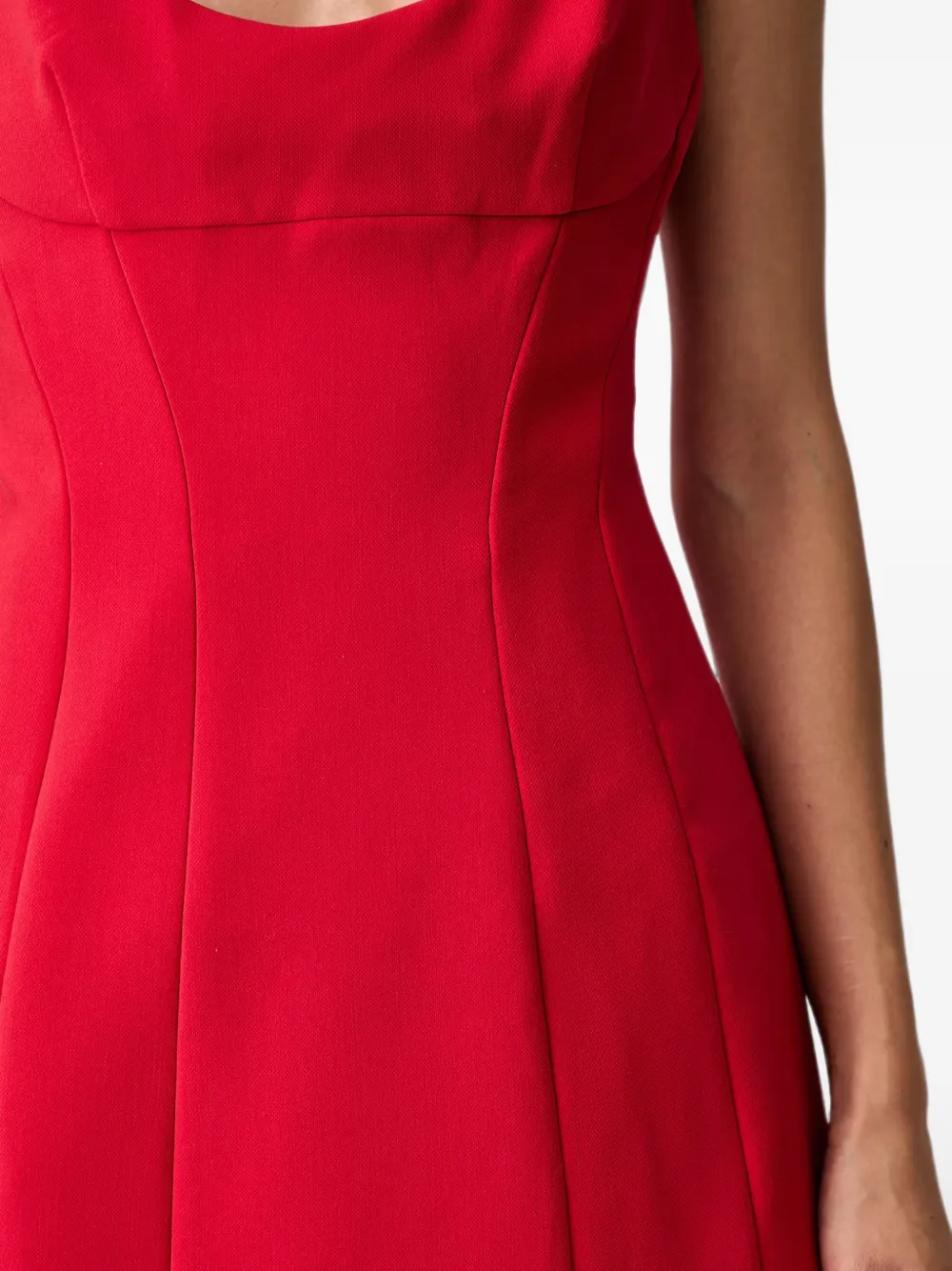 Bardot Branca mini-jurk met diepe ronde hals en vlakken Rood