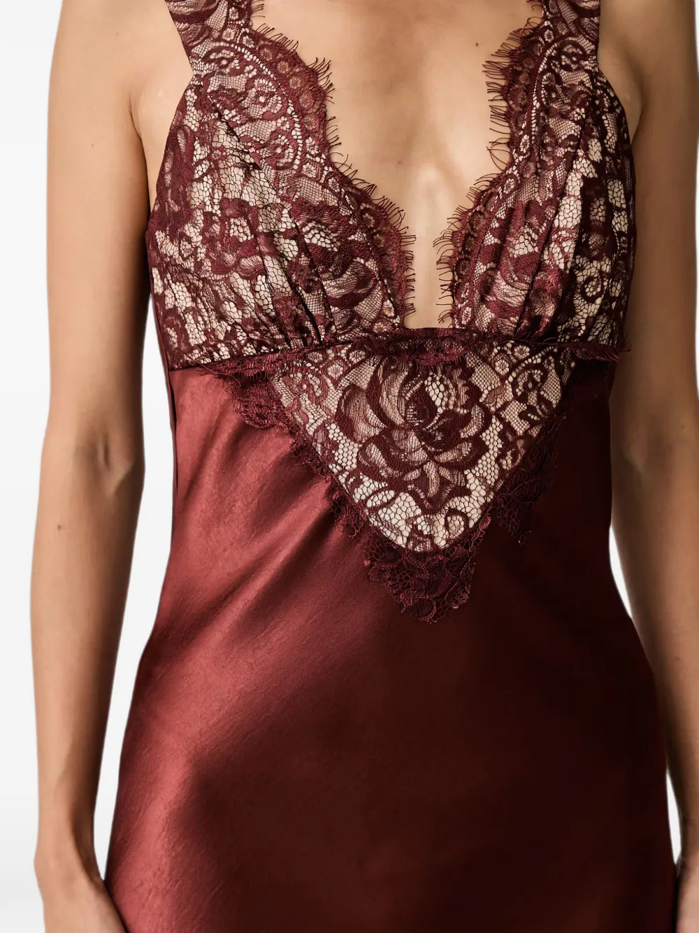 Bardot Torie satijnen maxi-jurk met kanten vlakken Rood