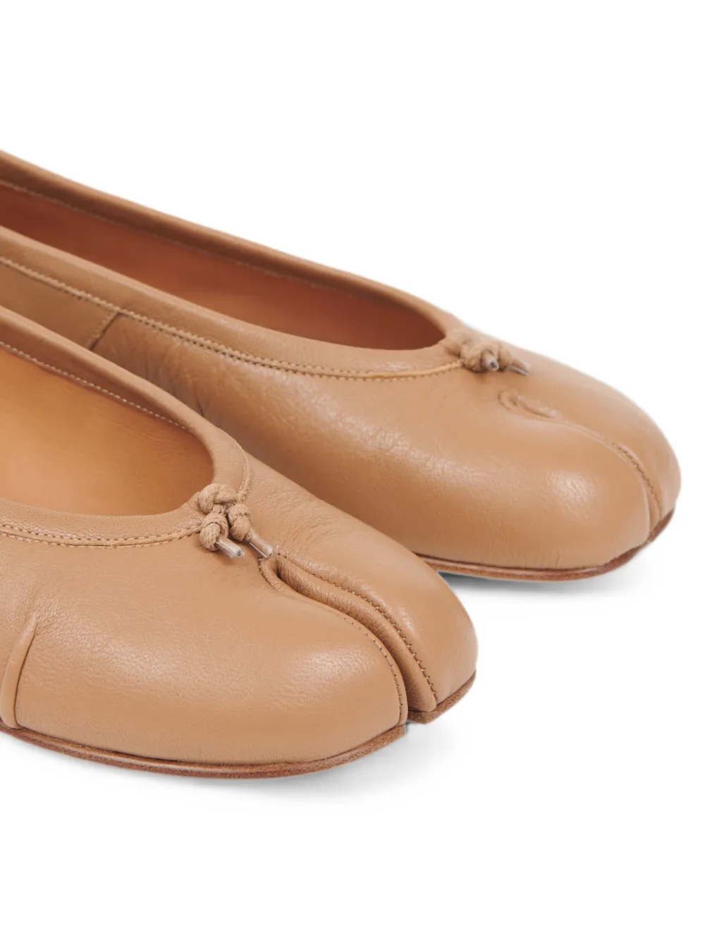 Maison Margiela Tabi ballerina Beige