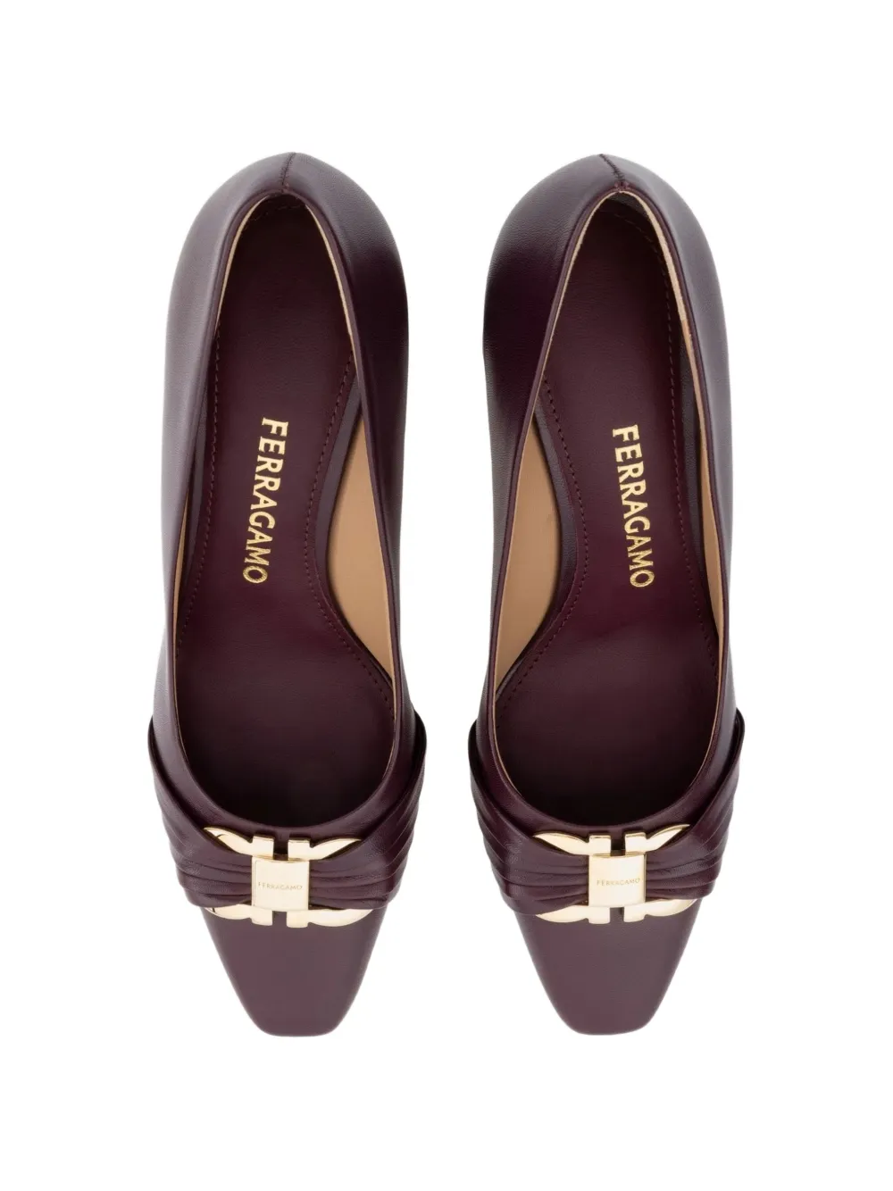 Ferragamo Gancini ornament pumps with bock heel Rood