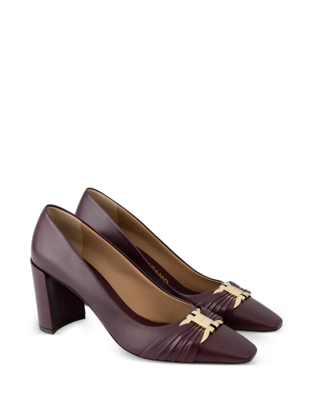 Ferragamo Gancini ornament pumps with bock heel Rood