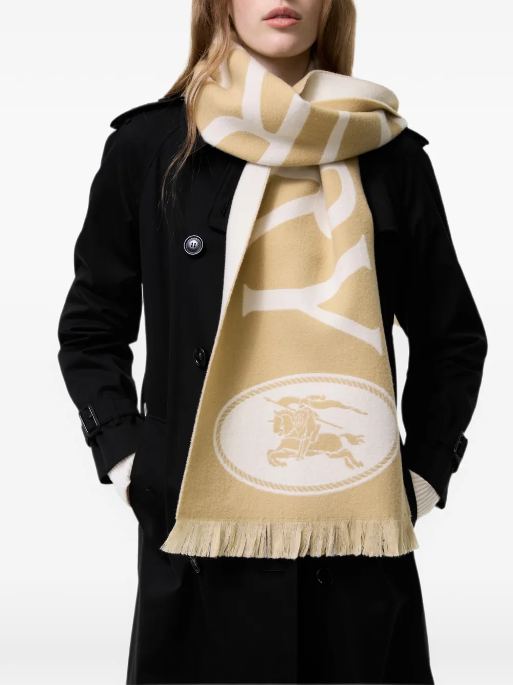 Burberry Wollen sjaal met logo Beige