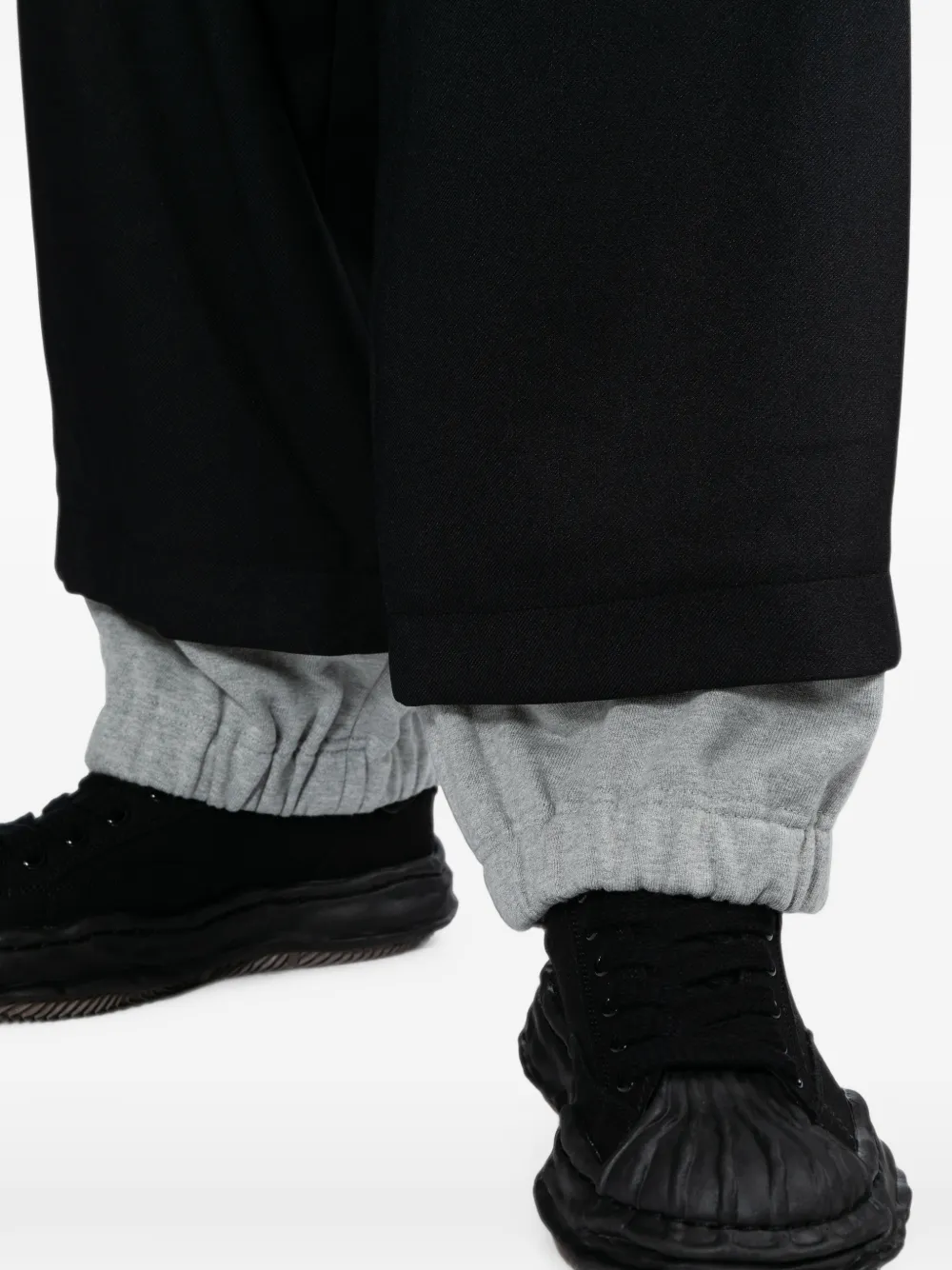 Maison MIHARA YASUHIRO Broek met zak en logo-patch Zwart