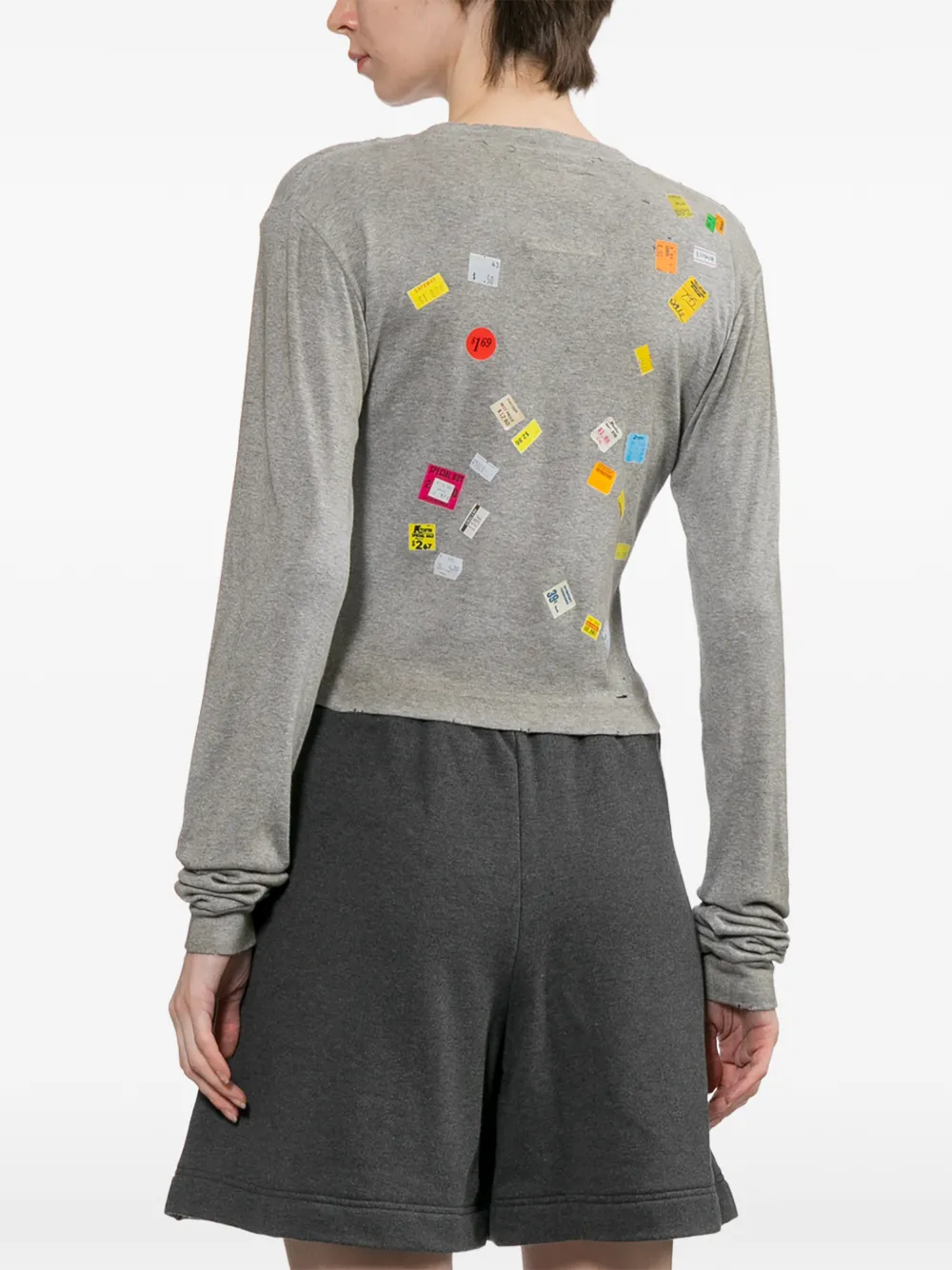 Maison MIHARA YASUHIRO Cropped T-shirt met prijskaartje en print Grijs