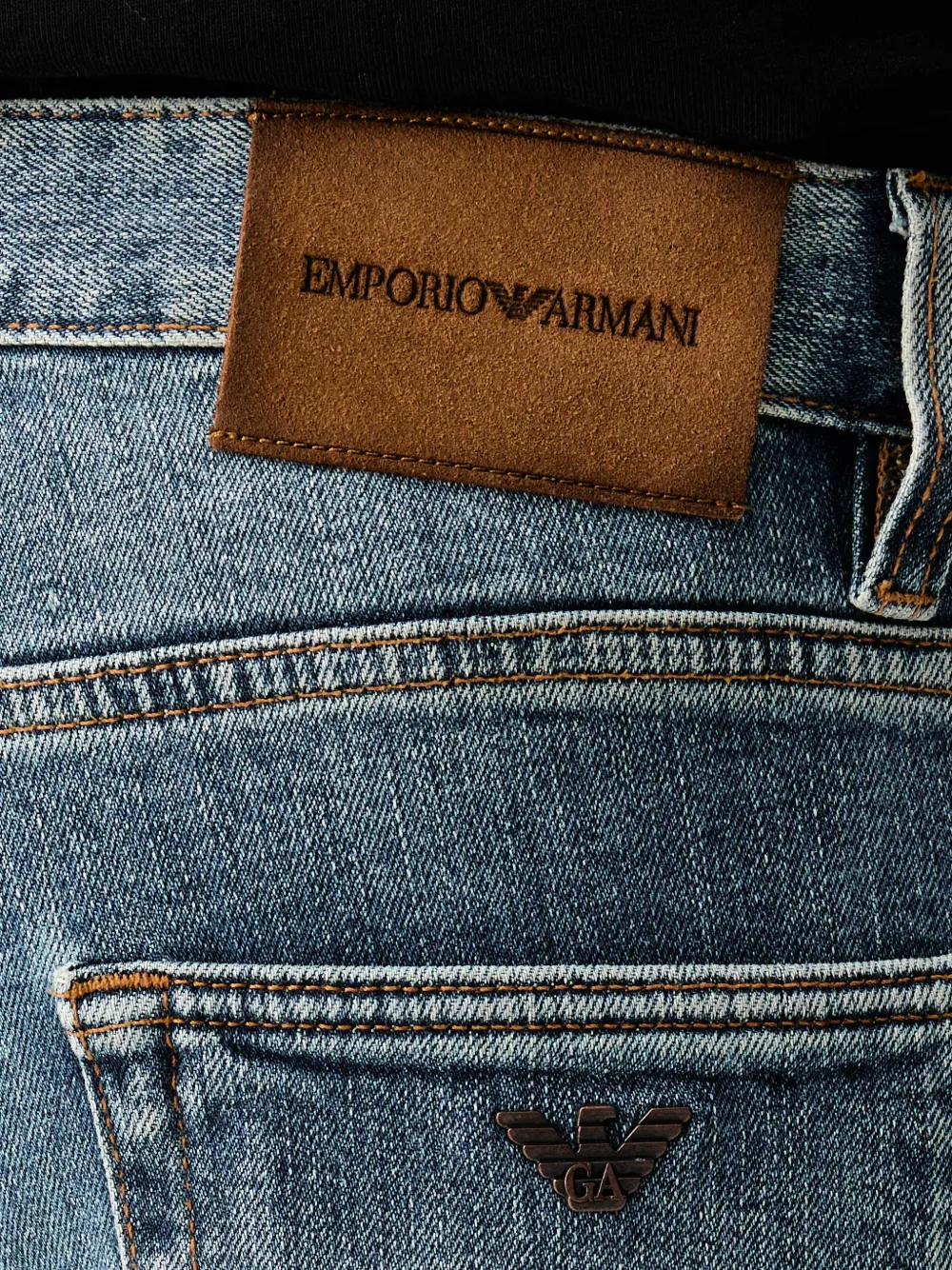 Emporio Armani Straight jeans met logo-applicatie Blauw