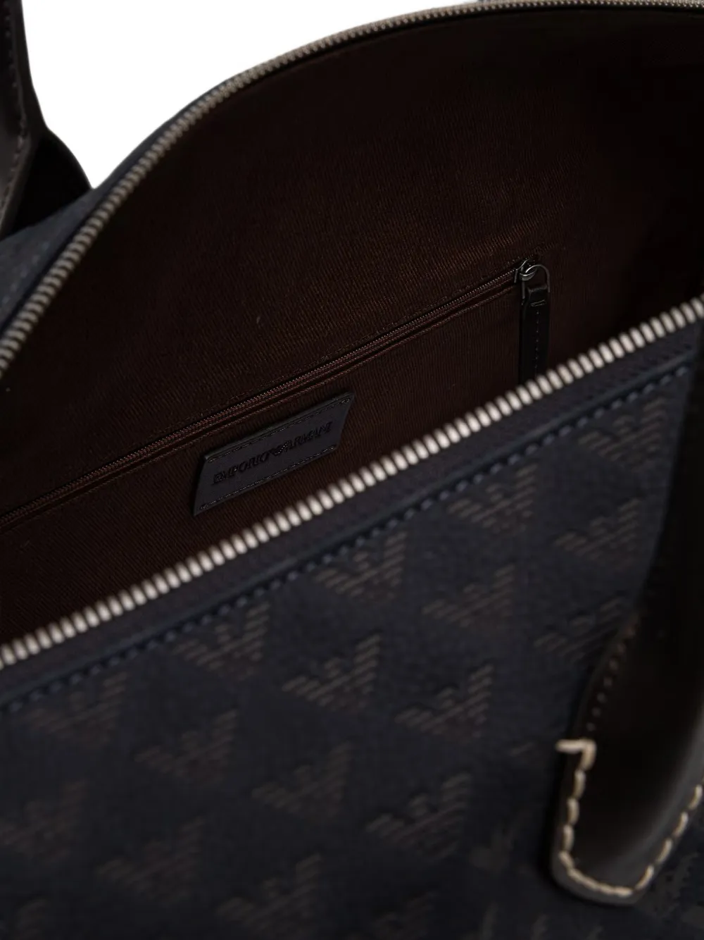 Emporio Armani Reistas met monogram jacquard Blauw